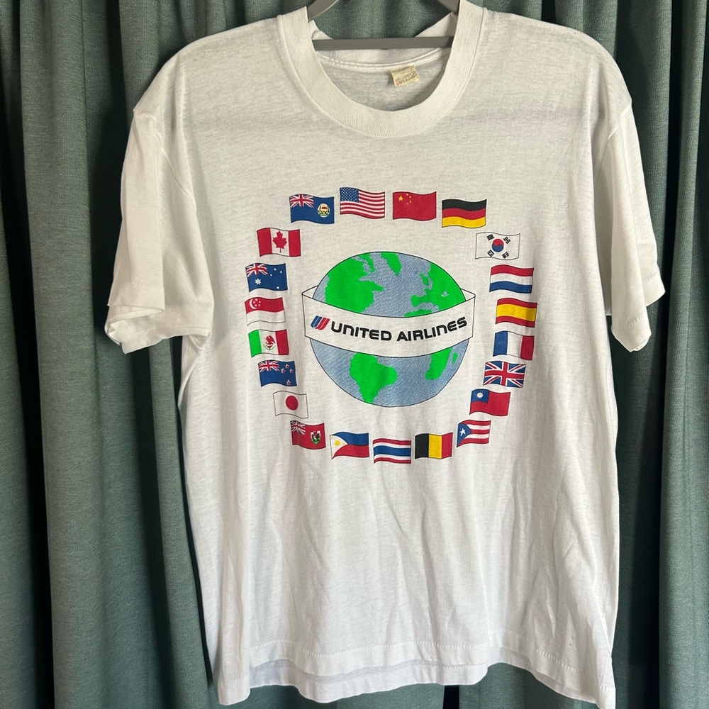 Vintage united airlines shirt